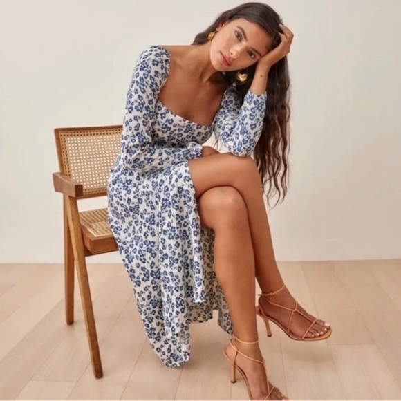 Reformation Dresses & Skirts - Euc Reformation Sigmund Sleeve Midi Length Light Spring High Slit Dress 6P